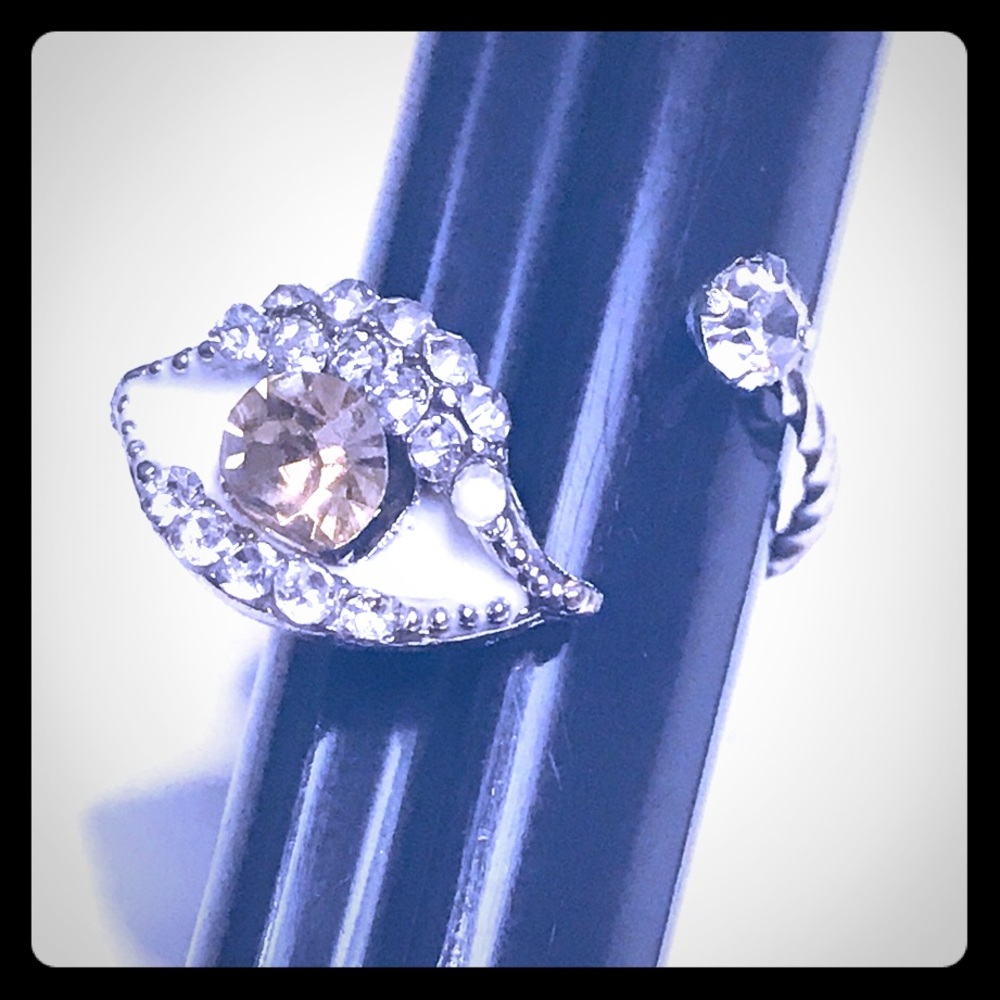 Fashion Ring Silver Diamonds in Eye Size 4 - Picture 1 of 4